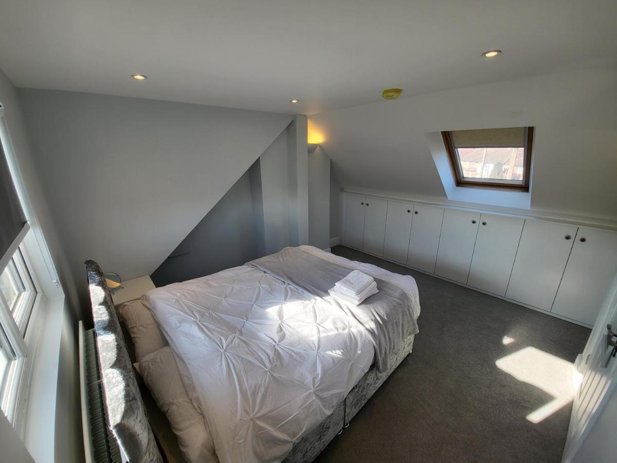 High Spec Large 6 Bedroom House! Kingston upon Thames  Zewnętrze zdjęcie