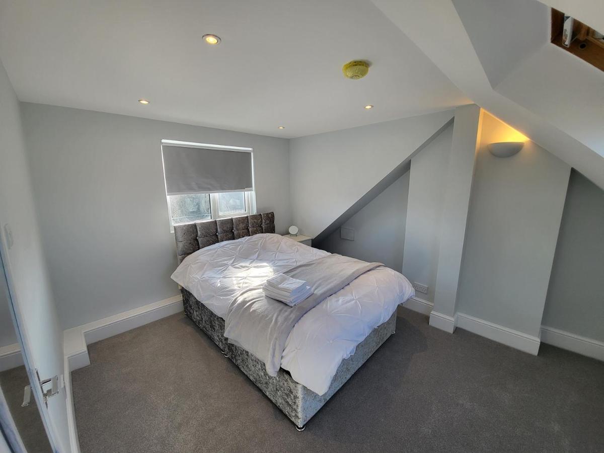 High Spec Large 6 Bedroom House! Kingston upon Thames  Zewnętrze zdjęcie