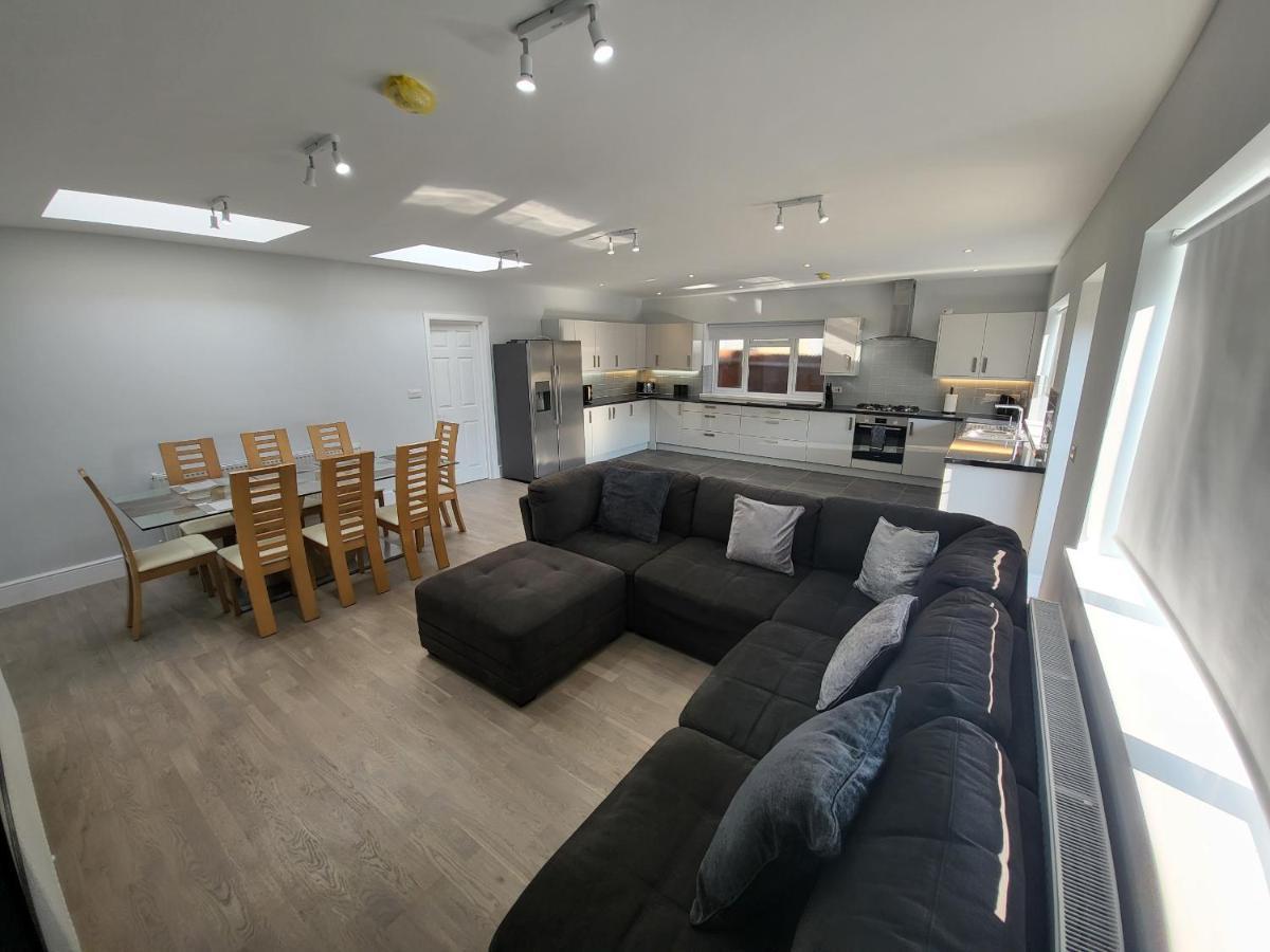 High Spec Large 6 Bedroom House! Kingston upon Thames  Zewnętrze zdjęcie